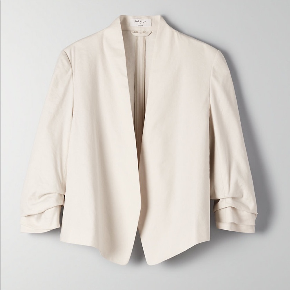 Babaton aritzia power short linen blazer pushed up 3/4  sleeve linen blend